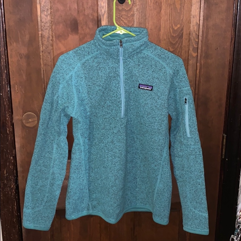 Green Patagonia half zip